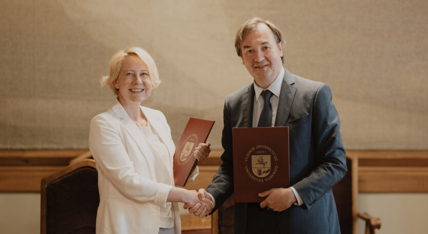 Vilniaus universitetas pasirašė memorandumą su Lietuvos marketingo asociacija