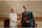 Vilniaus universitetas pasirašė memorandumą su Lietuvos marketingo asociacija